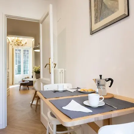 Emanuele House Apartman