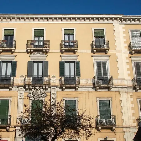 Emanuele House Lägenhet *