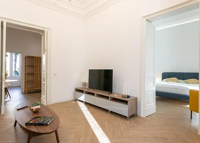 Emanuele House Апартаменты Катания